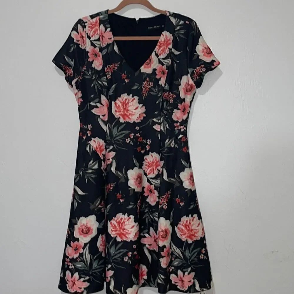 Ivanka Trump Black and pink Flower Dress size 12